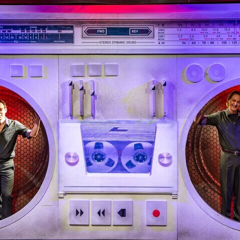 Tic_Theater